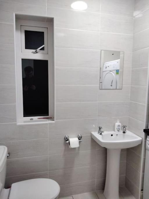 Townhouse Clifden: Located In The Heart Of Connemara Exterior foto