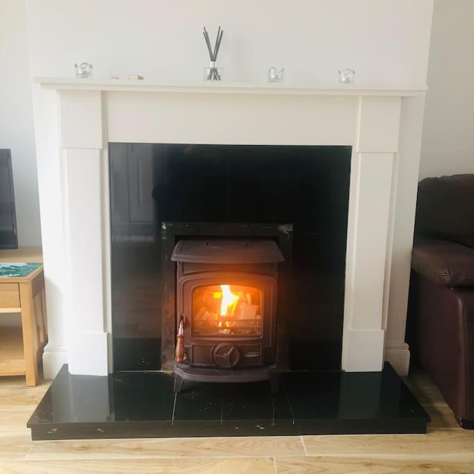 Townhouse Clifden: Located In The Heart Of Connemara Exterior foto