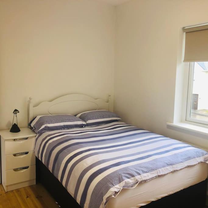 Townhouse Clifden: Located In The Heart Of Connemara Exterior foto